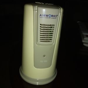 Refrigerator air purifier battery operated